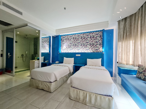 hotel-img