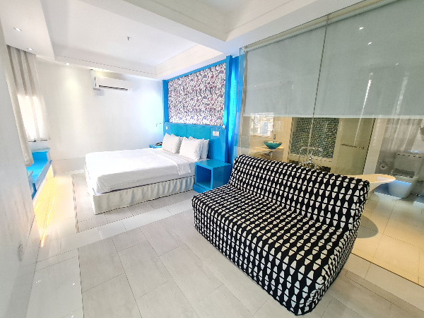 hotel-img