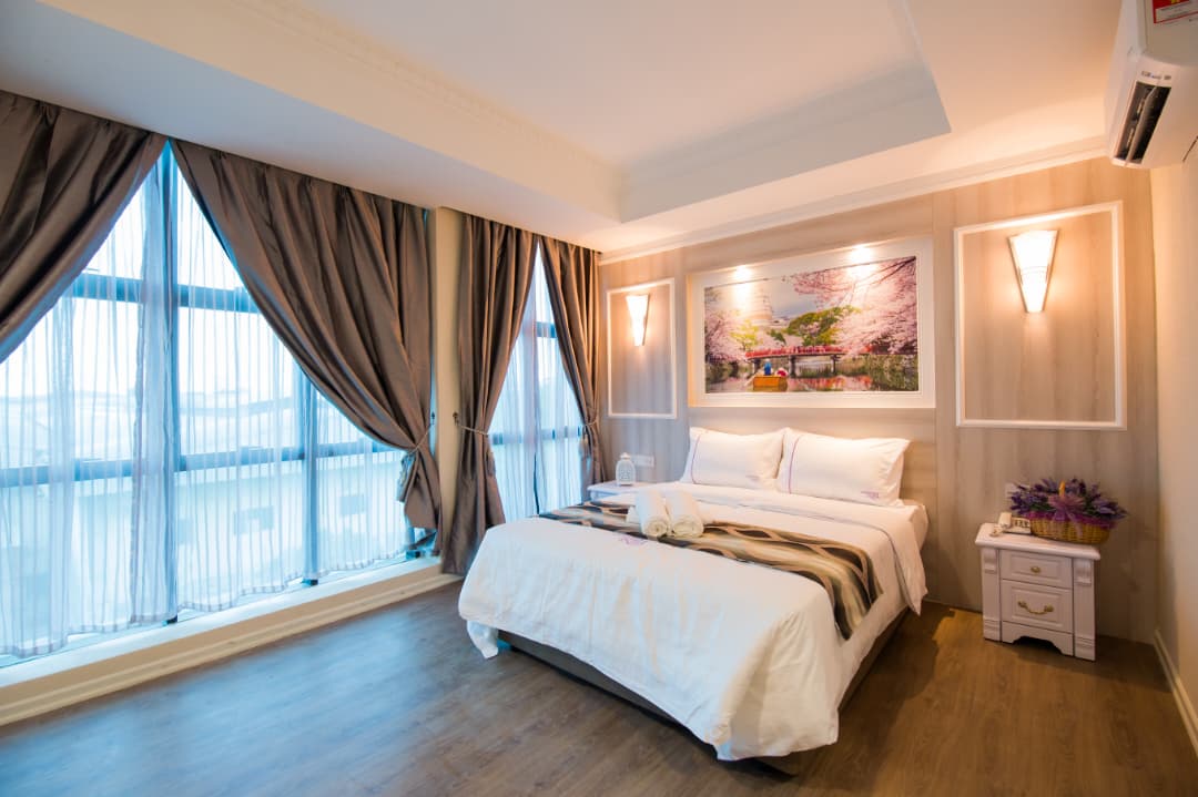 hotel-img