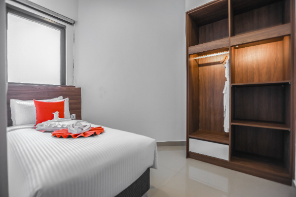 hotel-img