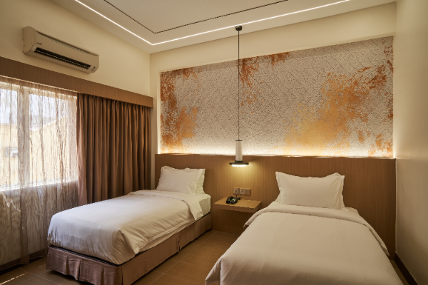 hotel-img