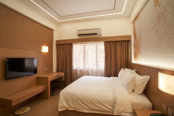 hotel-img